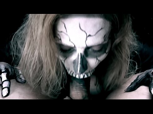 ❤️ Demon girl zuigt pik met haar zwarte mond en slikt sperma. ❌ Porno vk at us nl.pornolemon.ru ❌❤